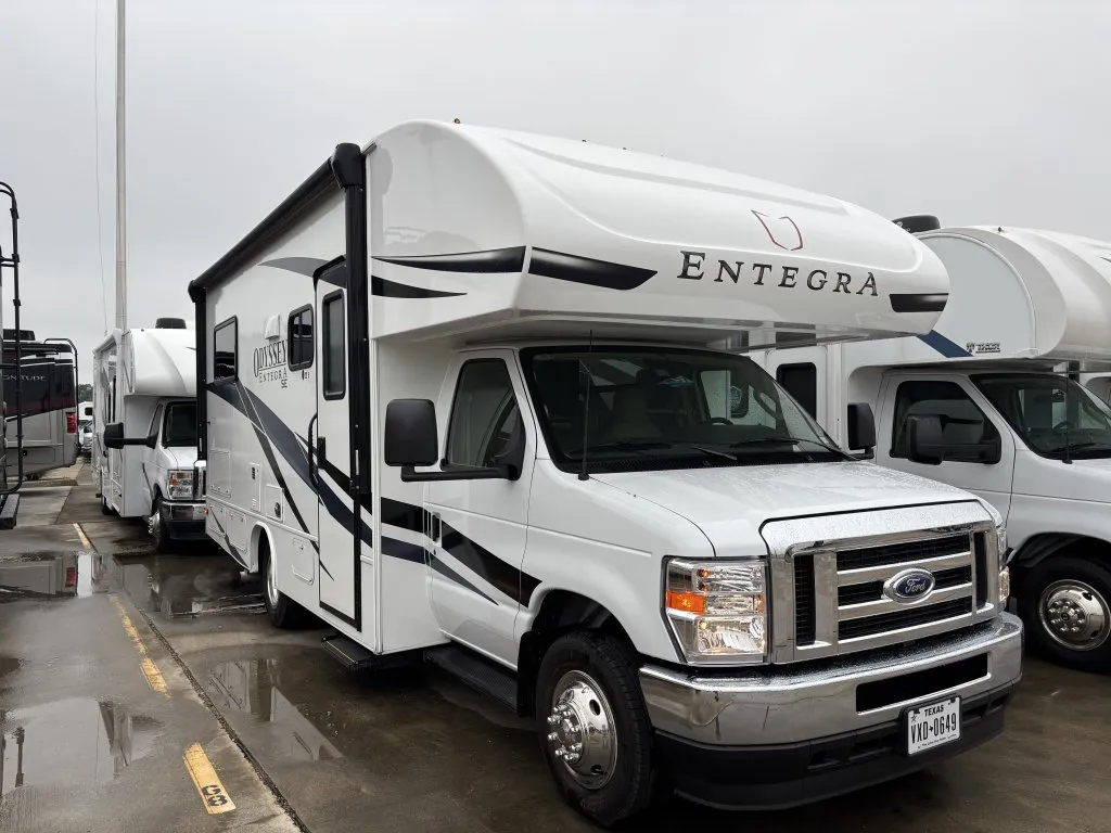 2025 Entegra Odyssey 22E - Photo 2