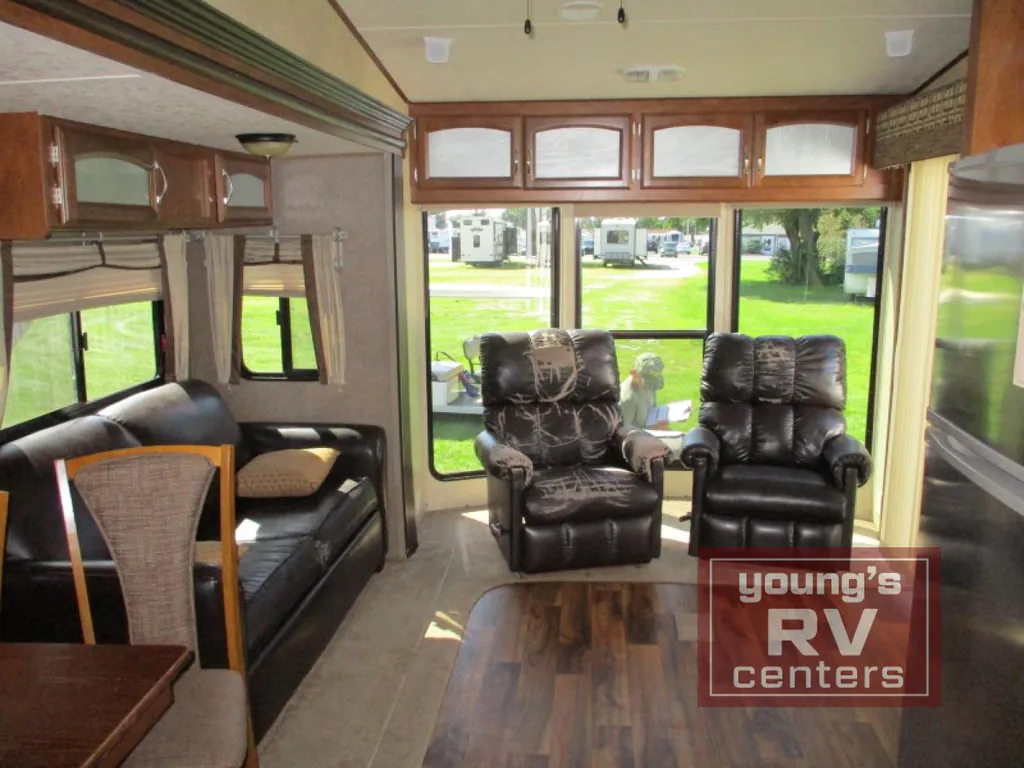 2016 Forest River Salem Villa 353FLFB, Photos photo 9