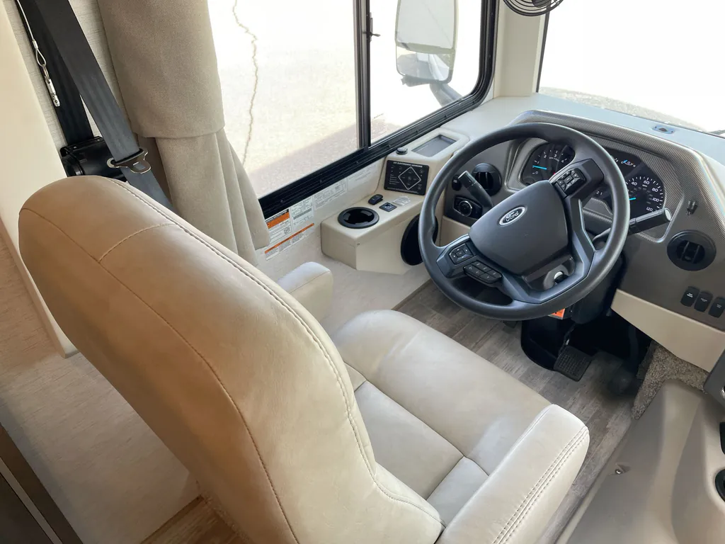 2024 Thor Motor Coach Freedom Traveler A29, Photos photo 38
