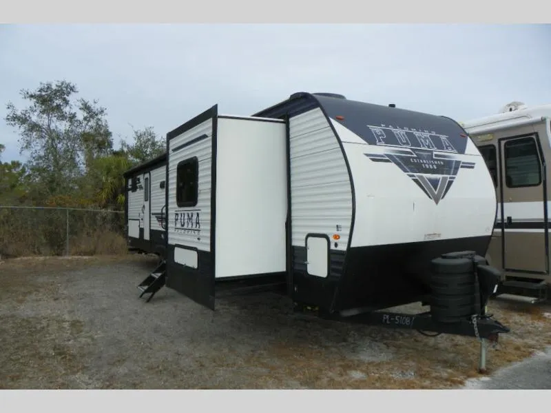 2024 Palomino Puma 32BHQS - Photo 2
