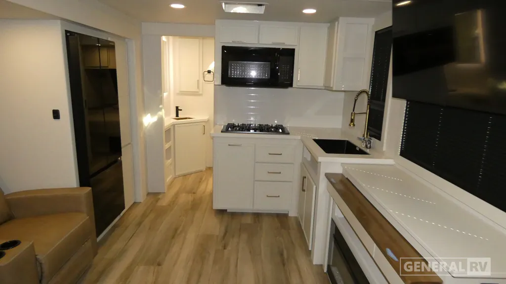2026 Brinkley Model I 294, Photos photo 4