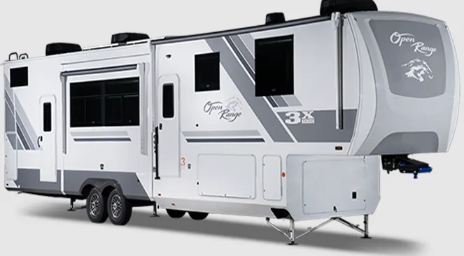 Highland Ridge Silverstar Light Duty 304BHS exterior