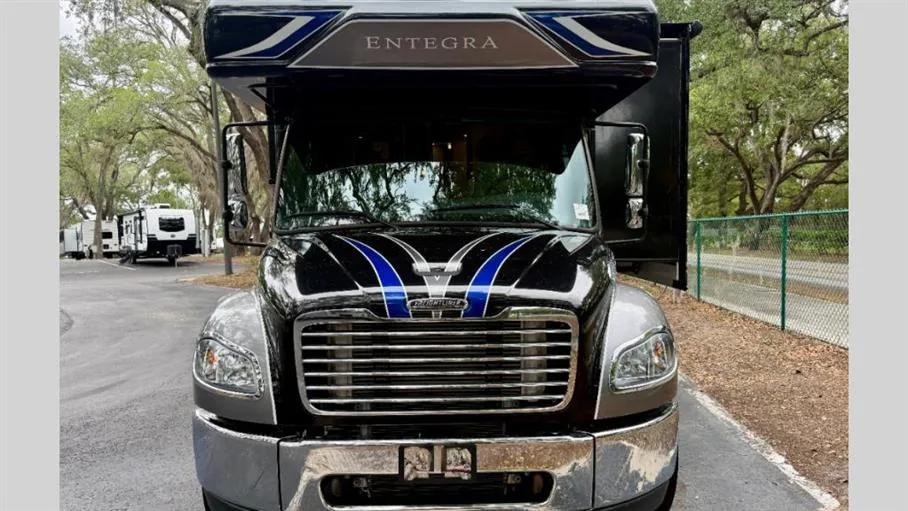 2021 Entegra Coach Accolade 37K - Photo 3