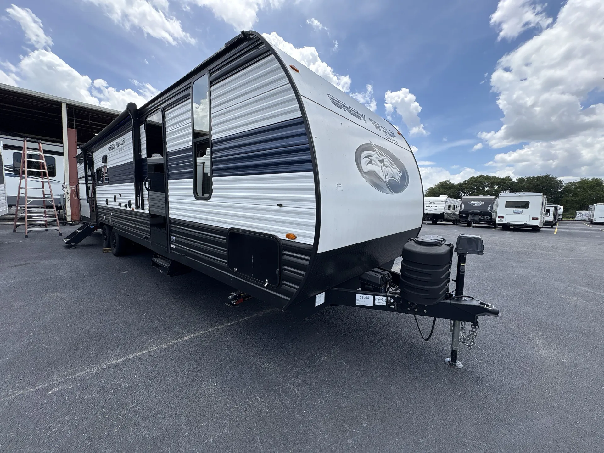 2024 Forest River Cherokee Grey Wolf Black Label 29TEBL — campside