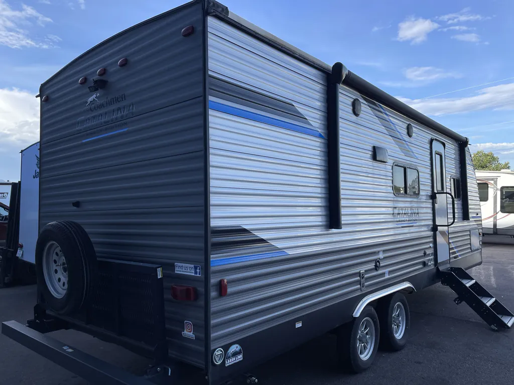 2022 Coachmen Catalina Legacy Edition 243RBS, Photos photo 5
