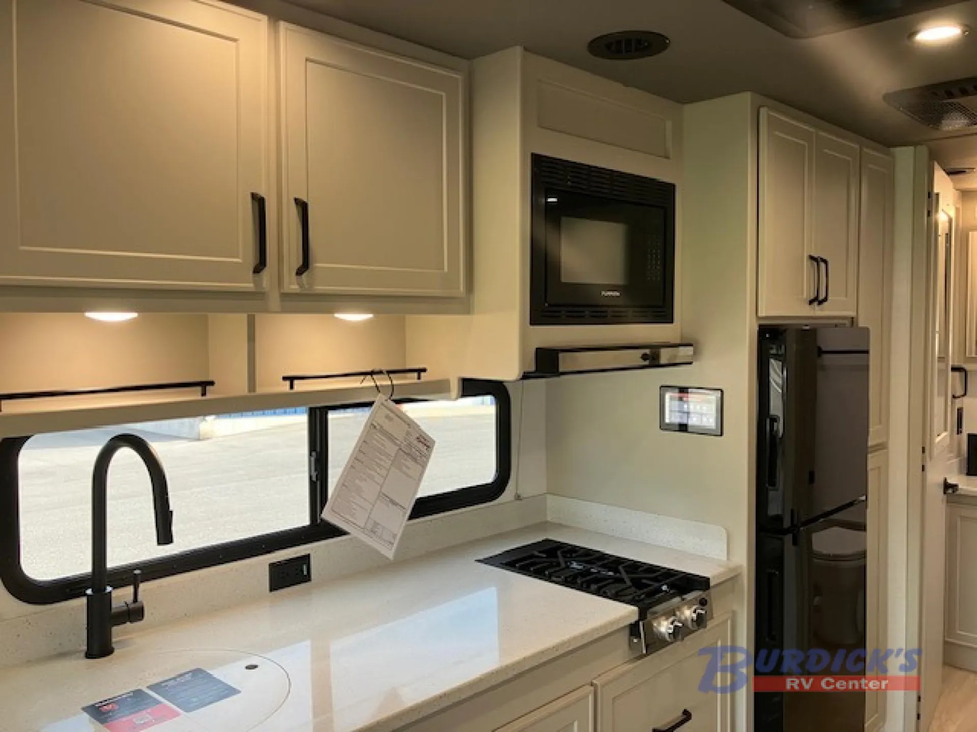 2027 Renegade RV Villagio 25RMC - Photo 4