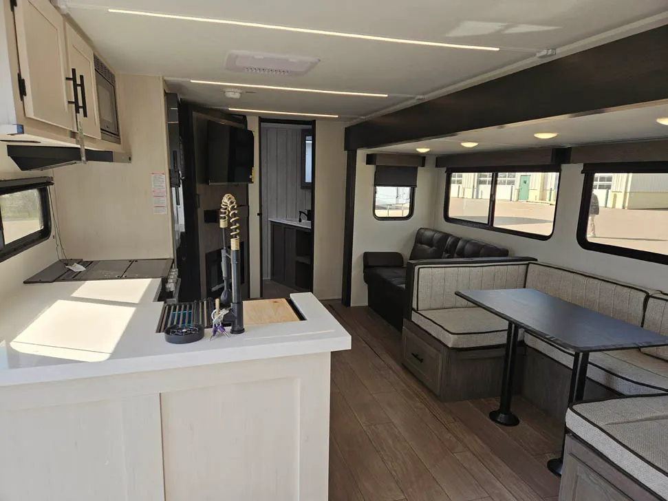 2026 Forest River Cherokee Alpha Wolf 29TB, Photos photo 22