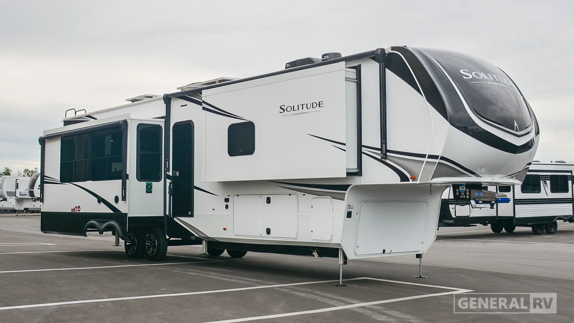 2026 Grand Design Solitude 417KB - Photo 2