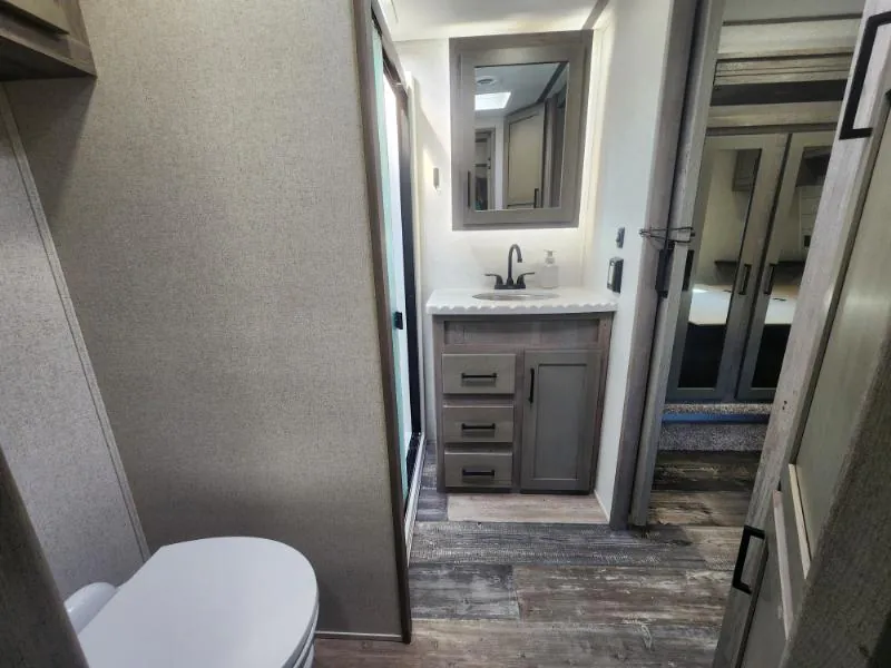 2021 Keystone Raptor 429, Photos photo 56