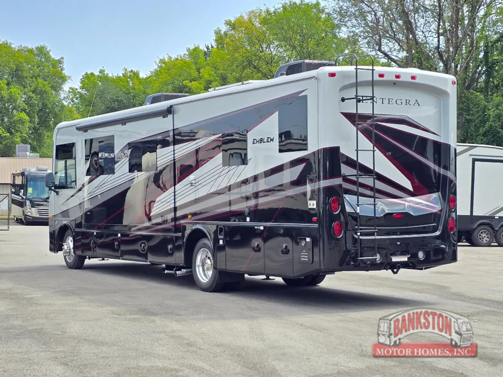 2027 Entegra Coach Emblem 36U, Photos photo 10