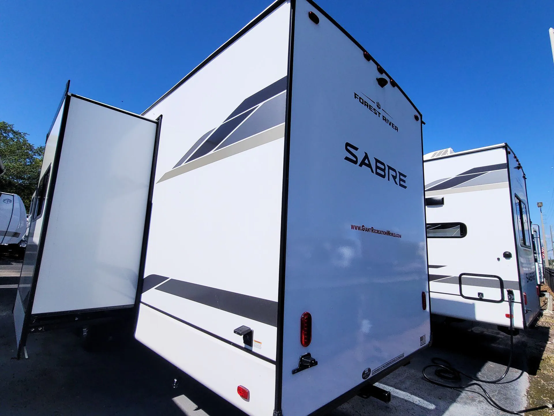 2026 Forest River Sabre 37FLH — Photo 6