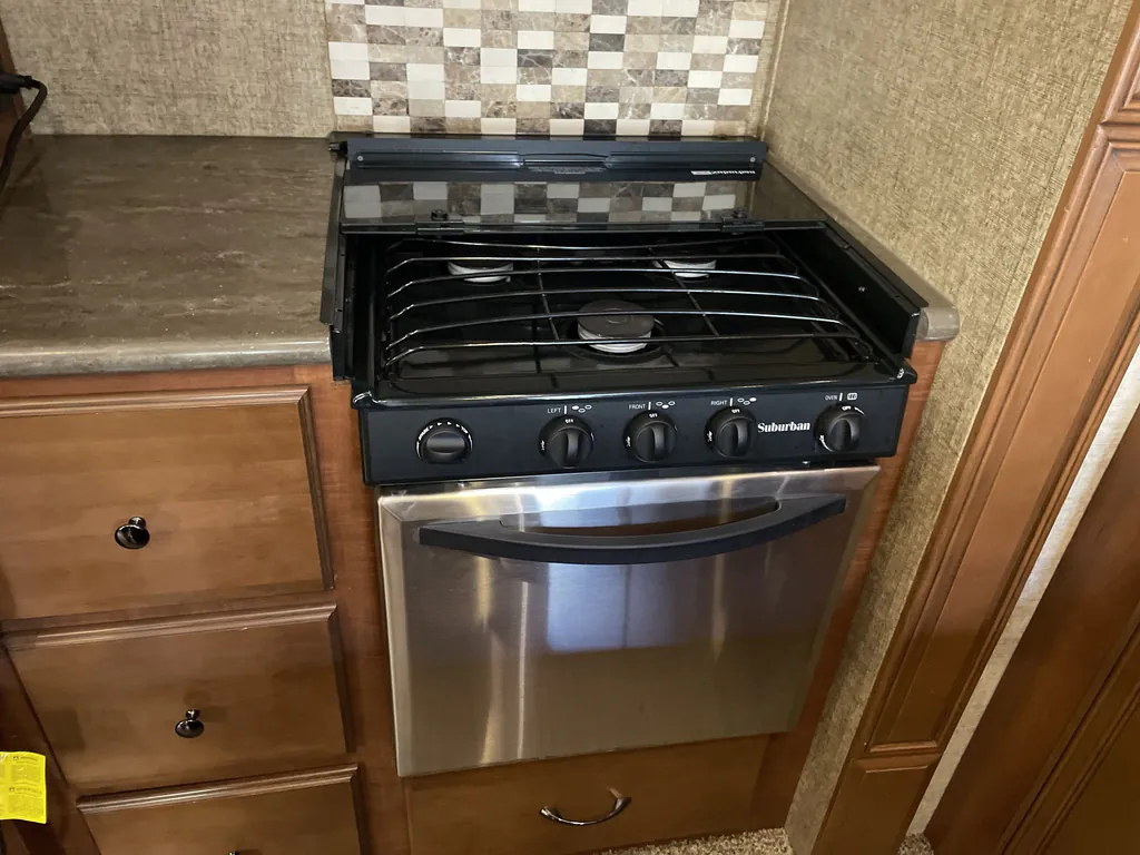2016 Forest River Sierra 355RE, Photos photo 8