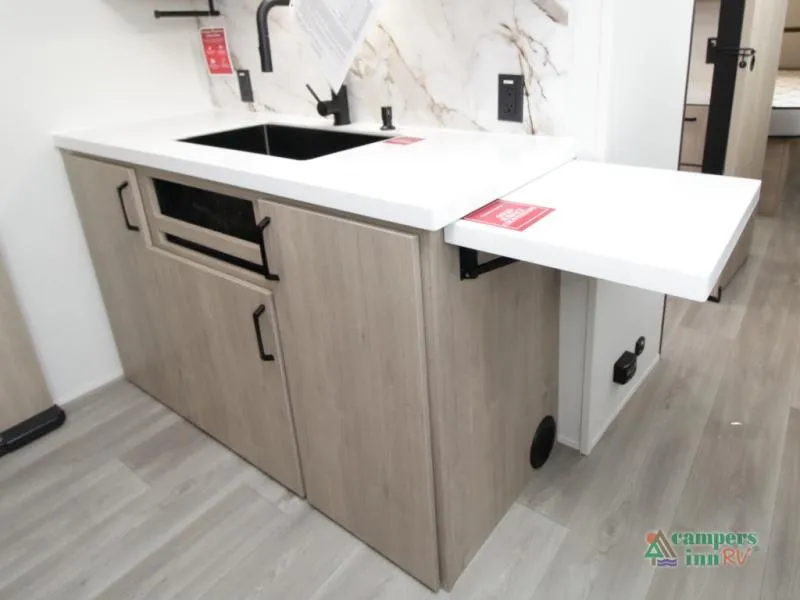 2027 Grand Design Imagine 3100RD - Photo 4