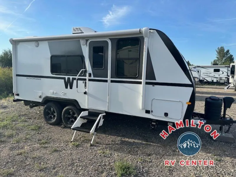 2026 Winnebago Micro Minnie 2108DS - Photo 2