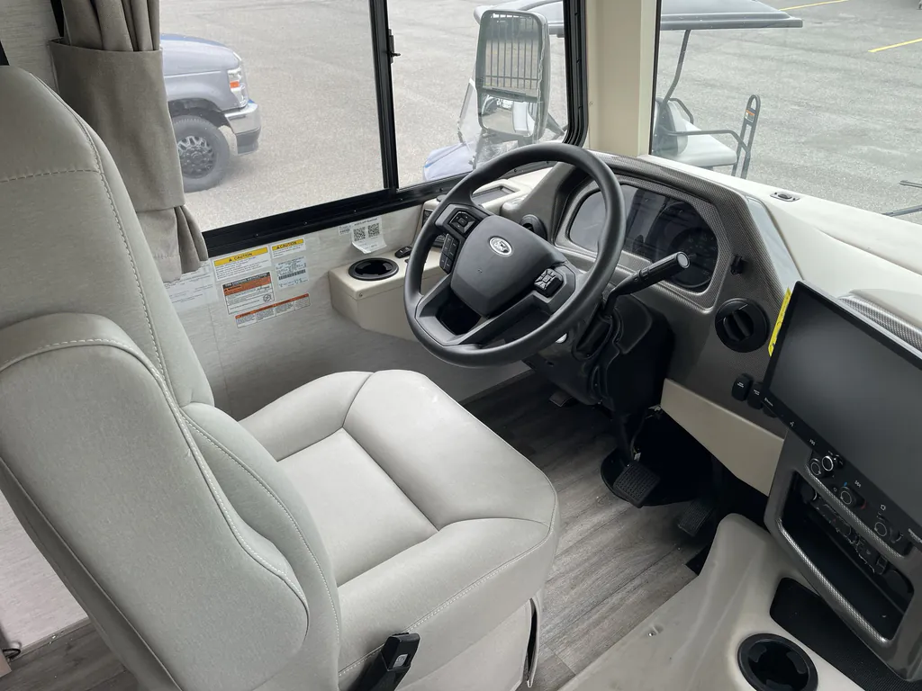 2026 Thor Motor Coach Freedom Traveler A29, Photos photo 28