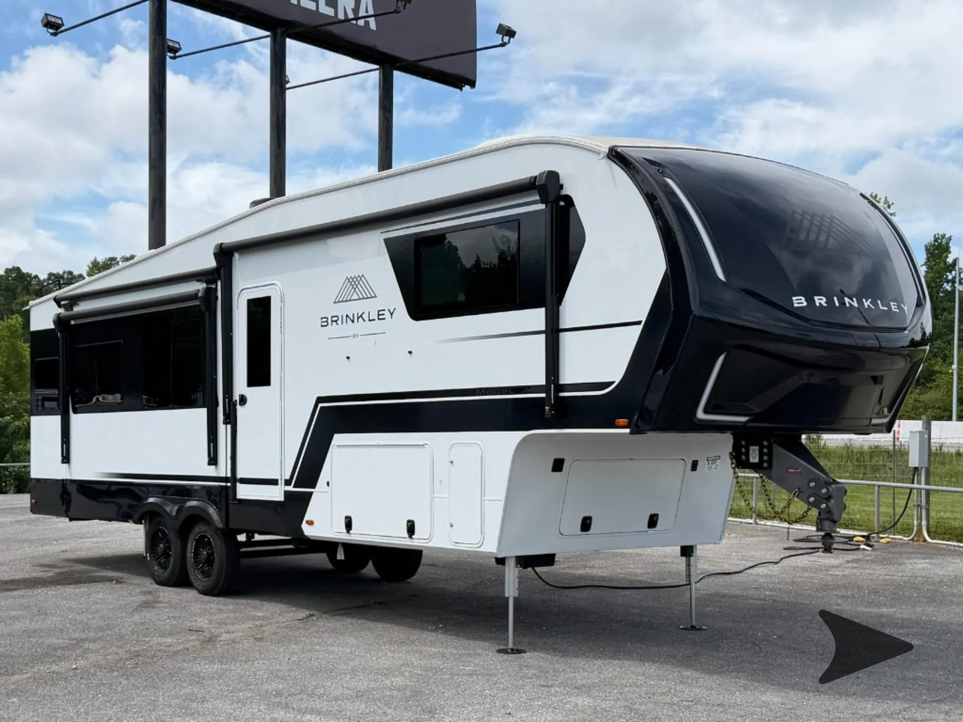 2025 Brinkley Model Z 3100