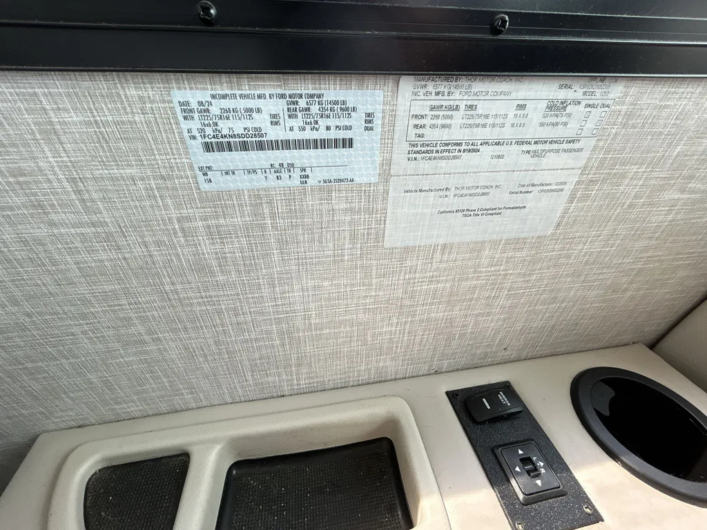 2025 Thor Motor Coach Axis 26.2, Photos photo 10