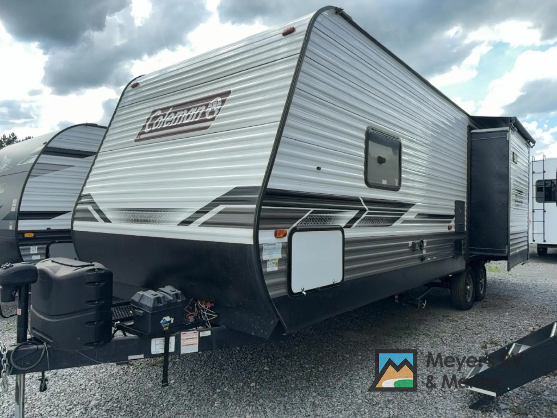 2022 Dutchmen Coleman Lantern Series 270TQ - Photo 3