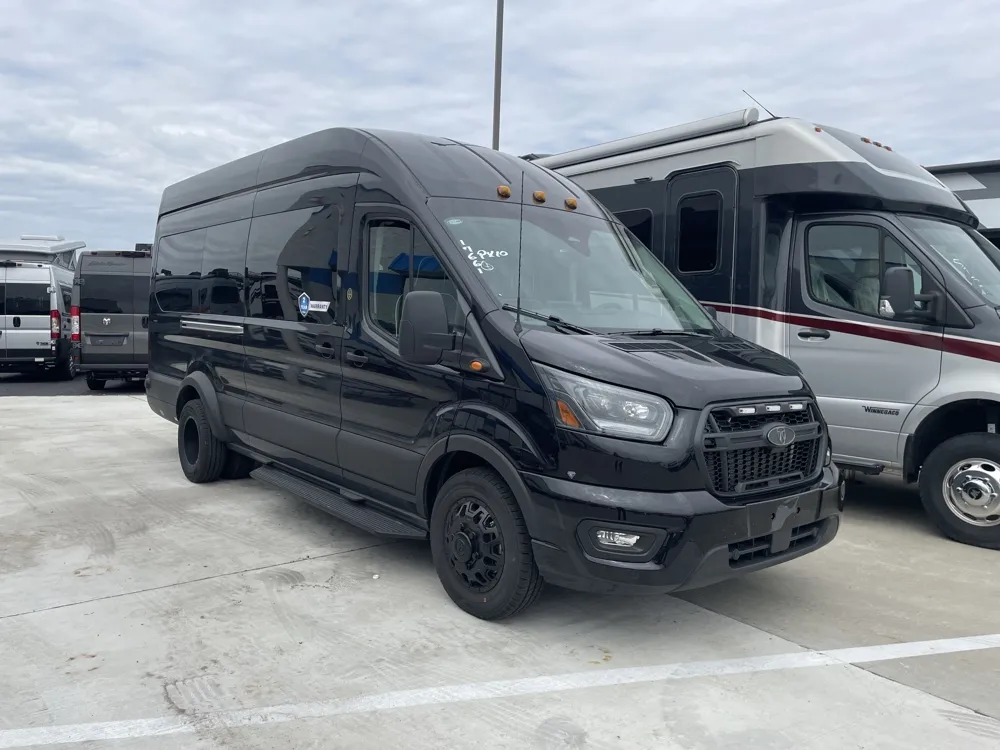 2027 Thor Motor Coach Freedom Mover PX10 - Photo 2