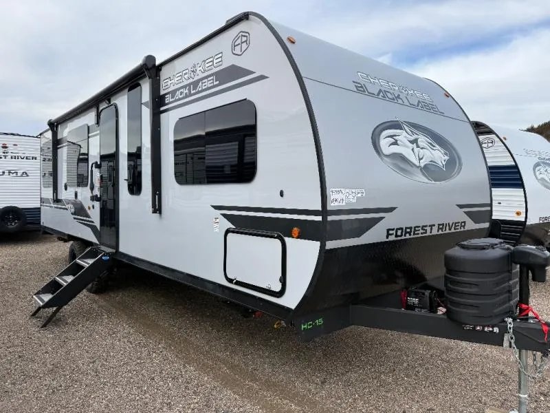 2026 Forest River Cherokee Grey Wolf Black Label 25RRTBL - Photo 2