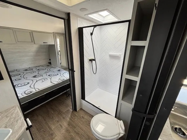 2022 Forest River Vibe 28BH, Photos photo 24