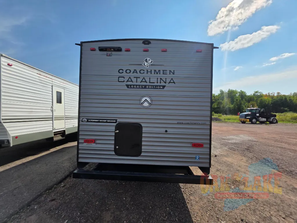 2026 Coachmen Catalina Legacy Edition 273DBHCK, Photos photo 31