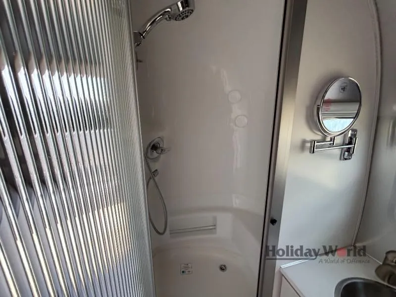 2026 Airstream Bambi 22FB - Photo 4