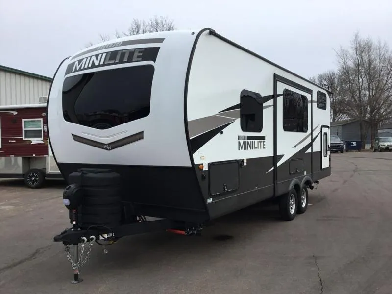 2025 Forest River Rockwood Mini Lite 2520BH - Photo 3
