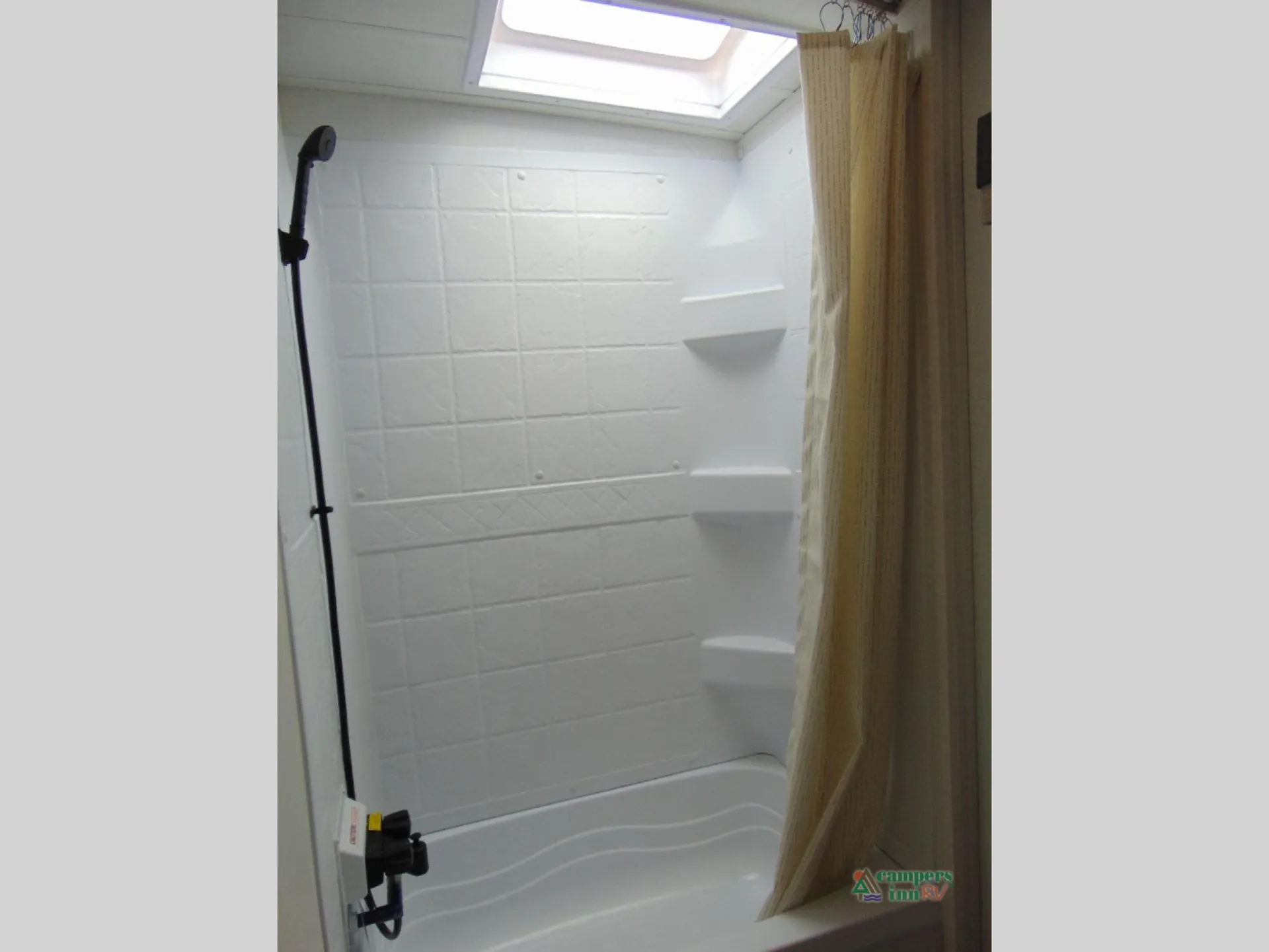 2027 Forest River Rockwood Mini Lite 2509S - Photo 3