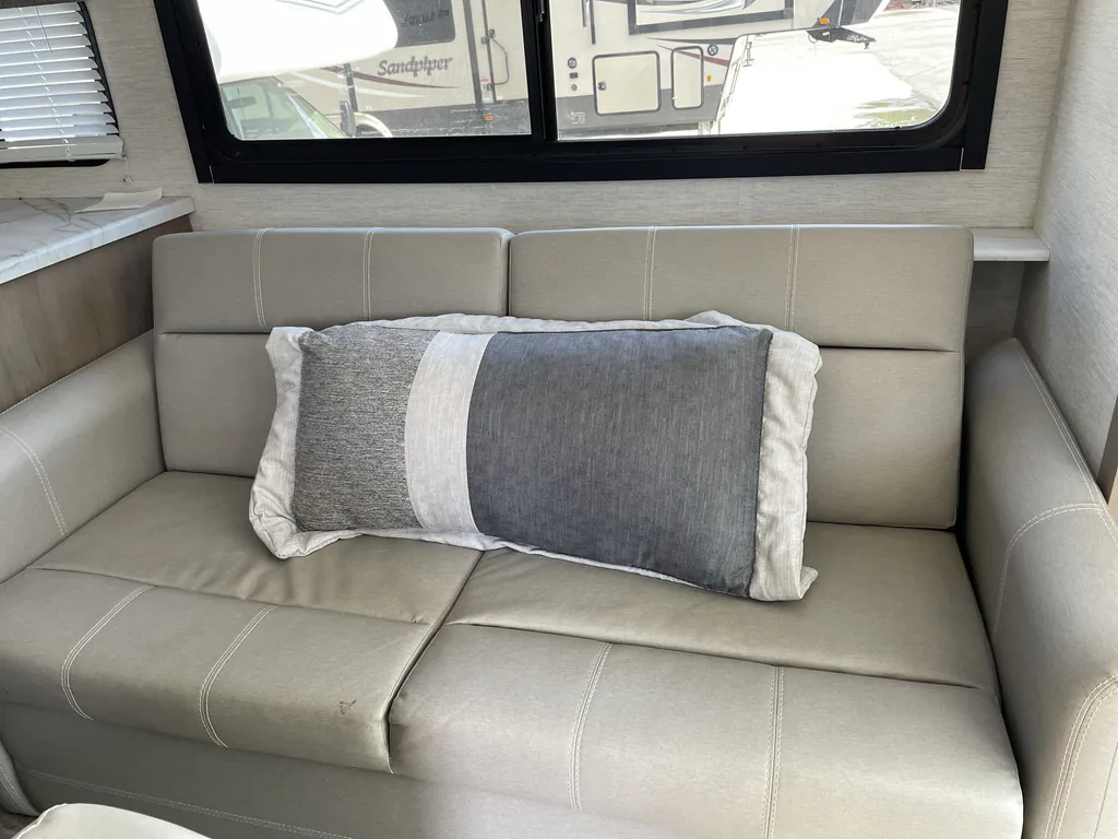 2026 Thor Motor Coach Freedom Traveler A29, Photos photo 2