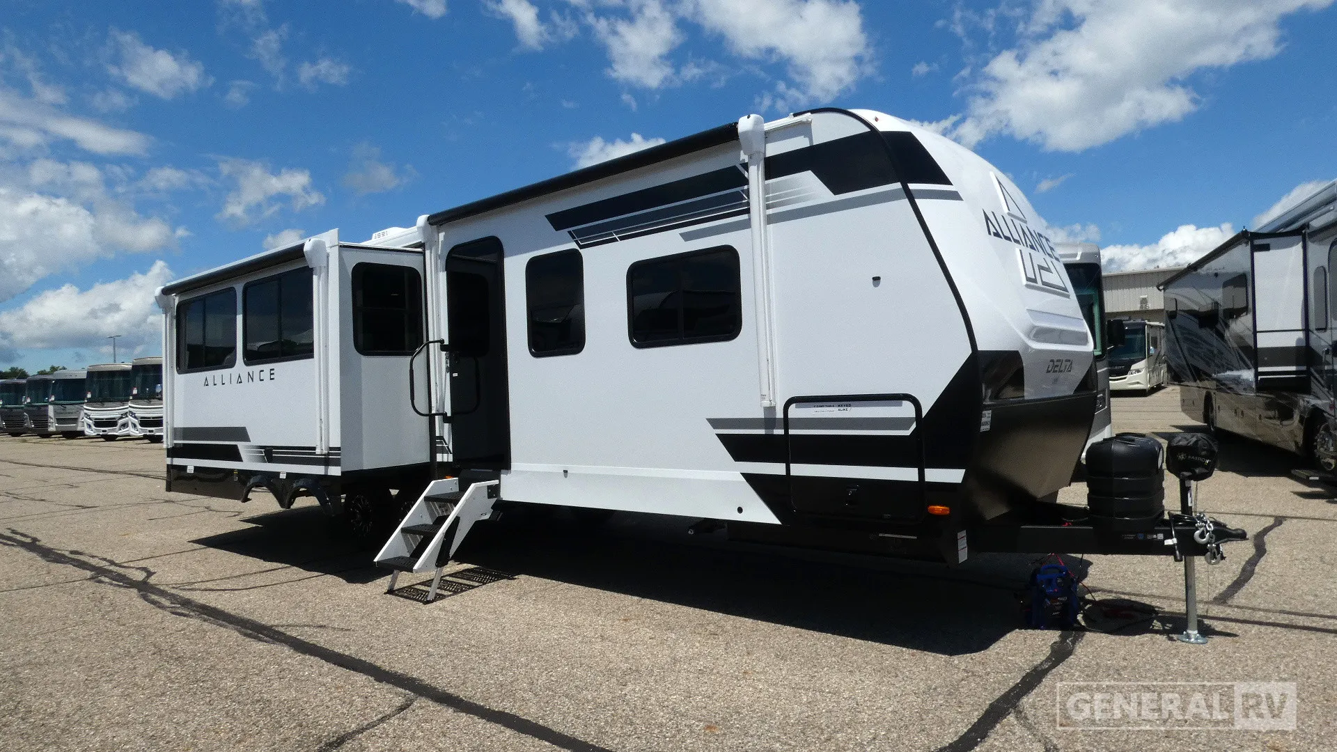 2027 Alliance RV Delta 292RL - Photo 2
