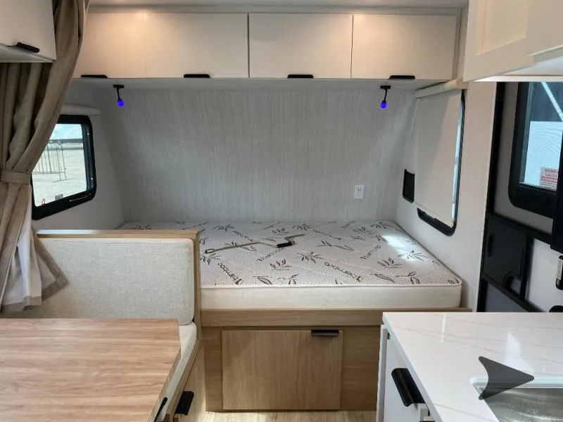 2026 Winnebago Micro Minnie 1800BH - Photo 4