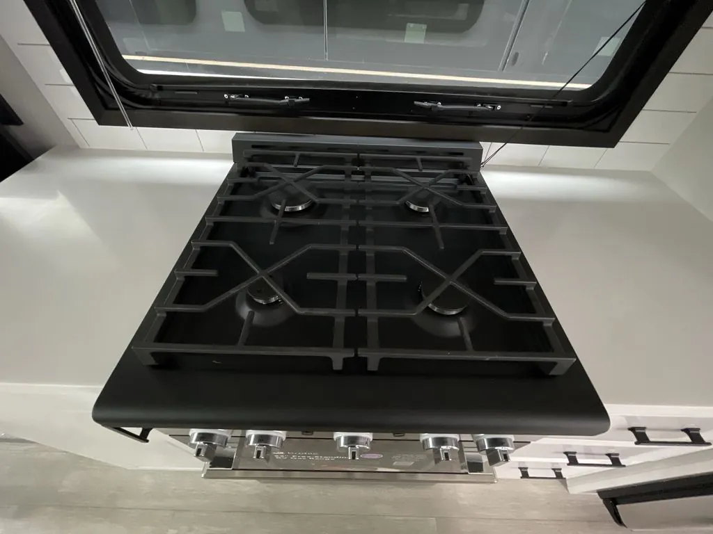 2026 Jayco Pinnacle 36FBTS, Photos photo 28