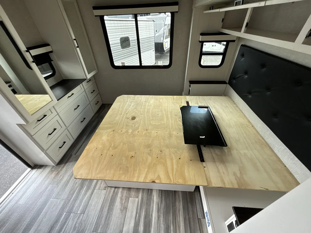 2025 Jayco Jay Feather 26FK, Photos photo 13