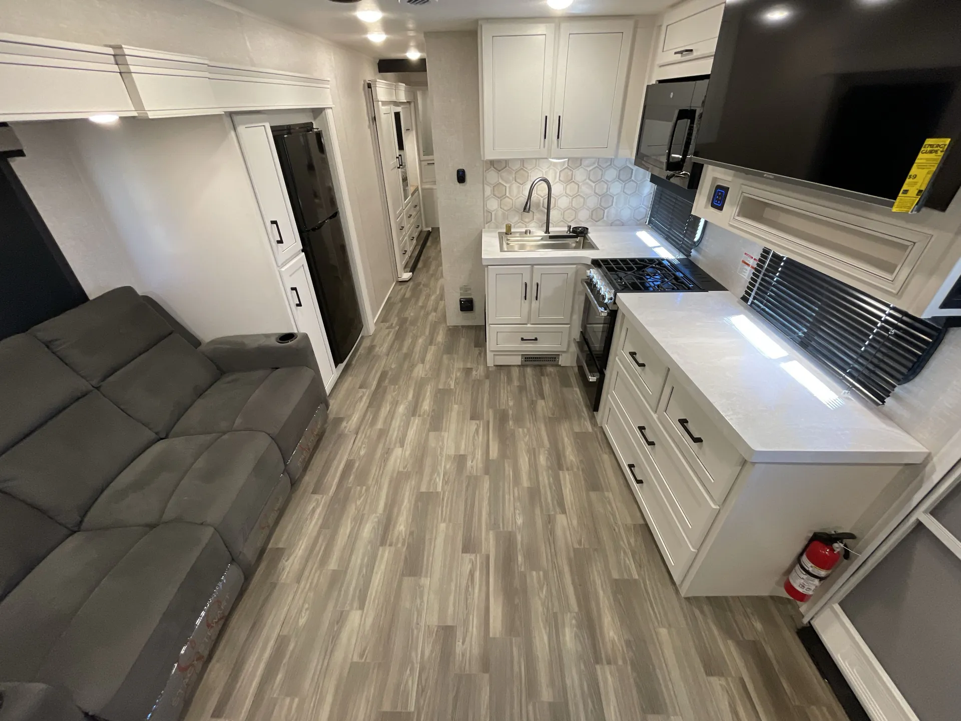 2025 Jayco Eagle HT 295RUCD — living area main