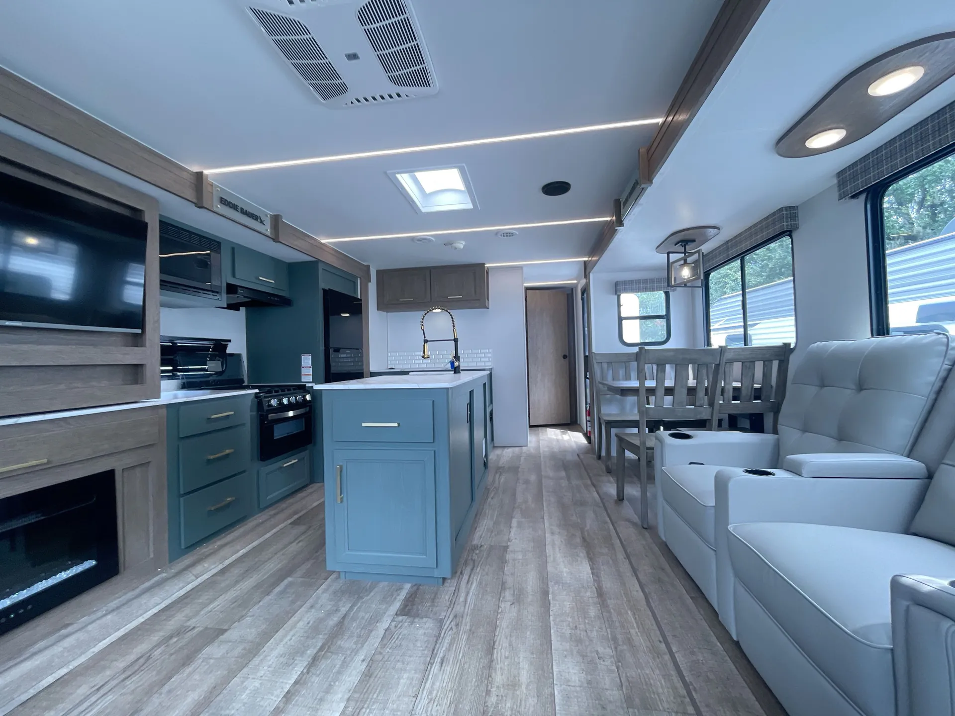 2025 Heartland Eddie Bauer 3311RL — living area main