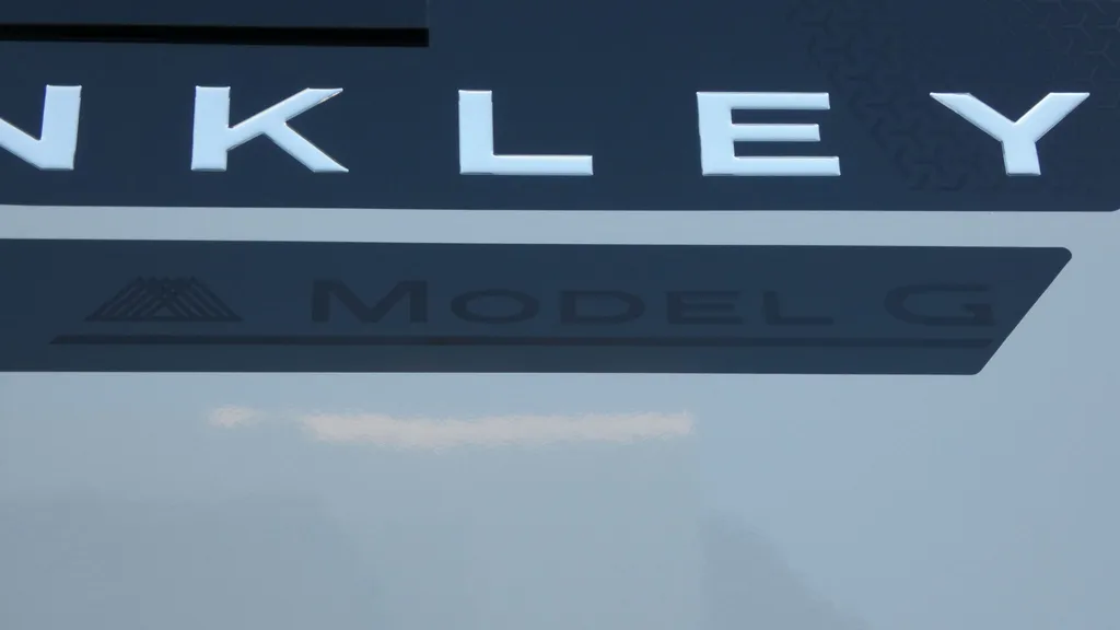 2026 Brinkley Model G 4150, Photos photo 36