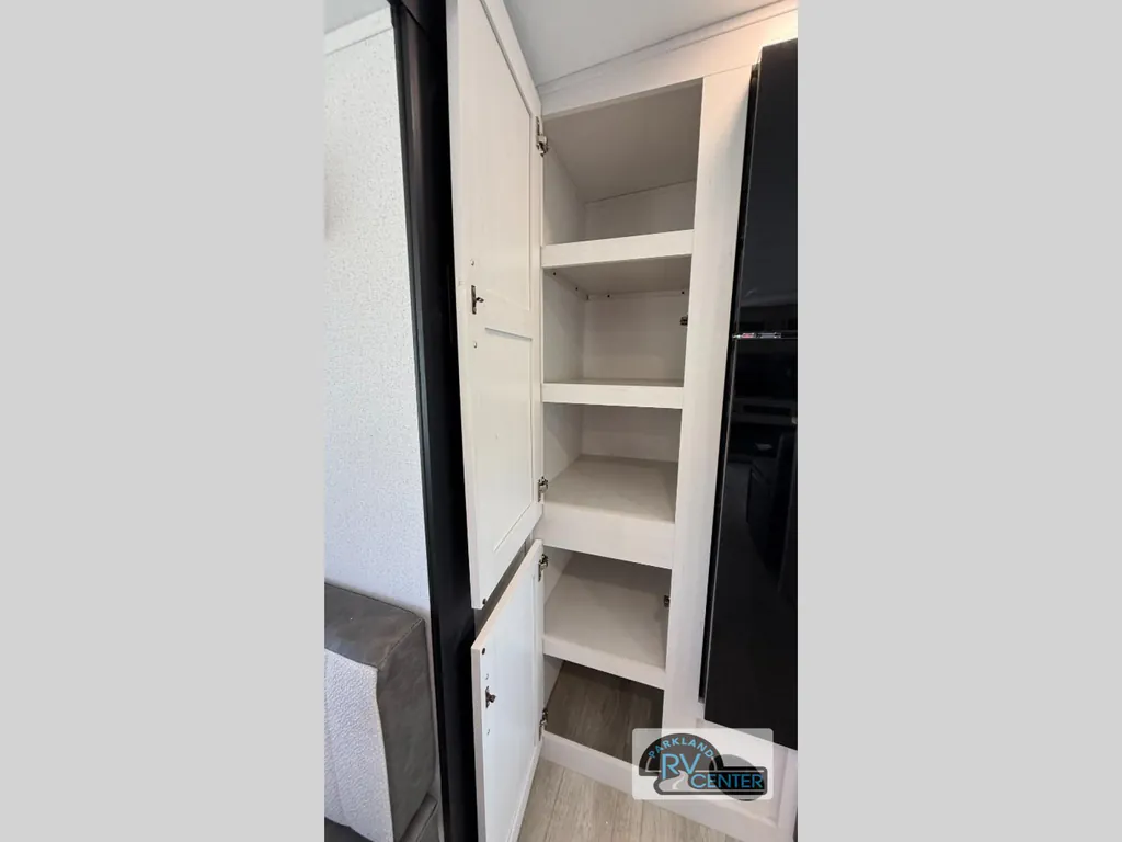 2027 Forest River Solaire 3060RKTS, Photos photo 32