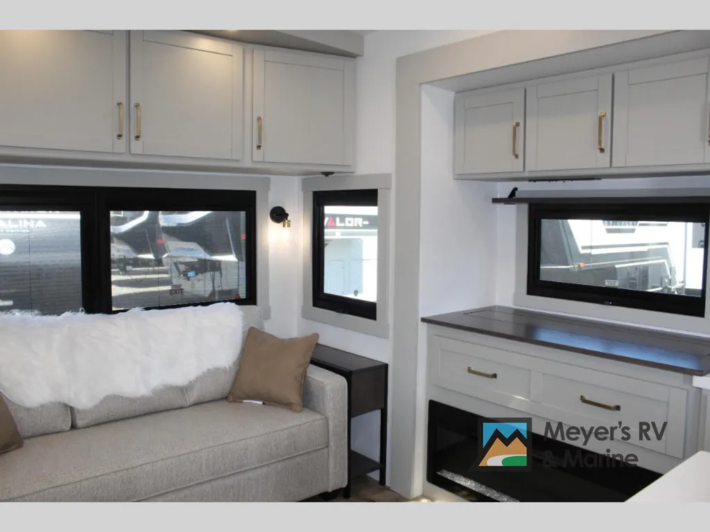 2026 Brinkley Model Z 3600, Photos photo 23