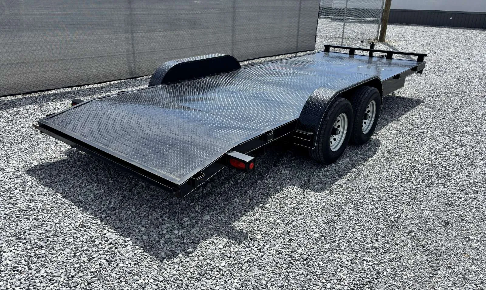 2025 Max Built Trailers 82 x 20 utility and transport 82 X 20 - Photo 2
