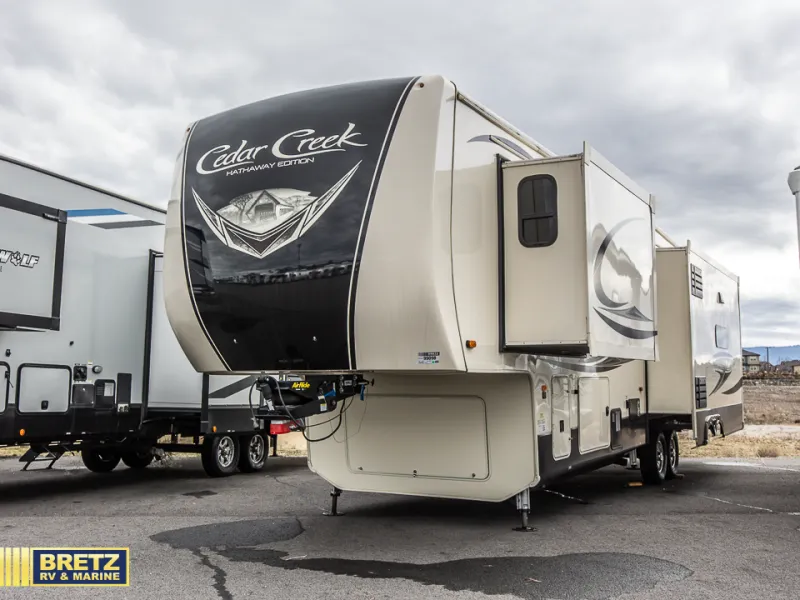 2019 Forest River Cedar Creek Hathaway Edition 36CK2 - Photo 4