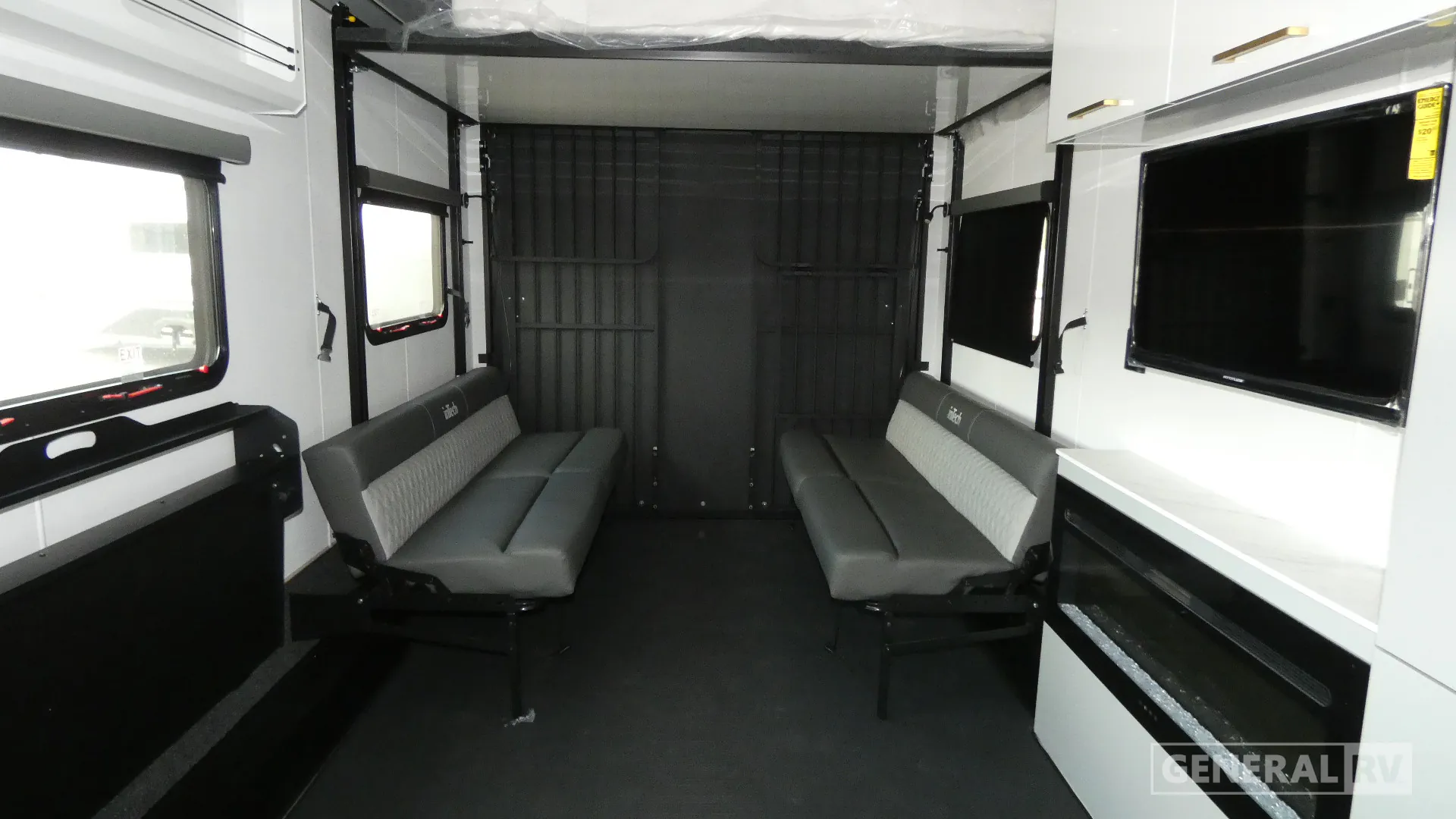 2026 inTech Black Wing 826 X - Photo 3