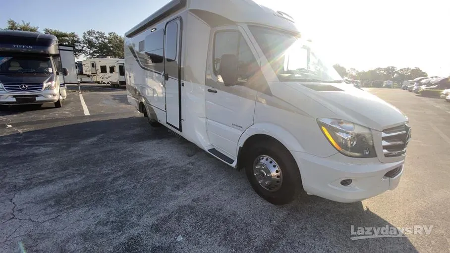 2017 Leisure Travel Unity 24MB - Main photo