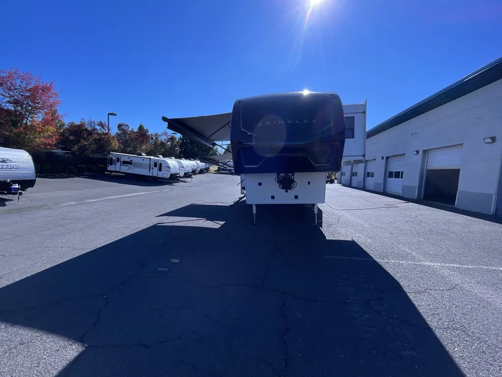 2026 Brinkley Model Z 3515, Photos photo 4