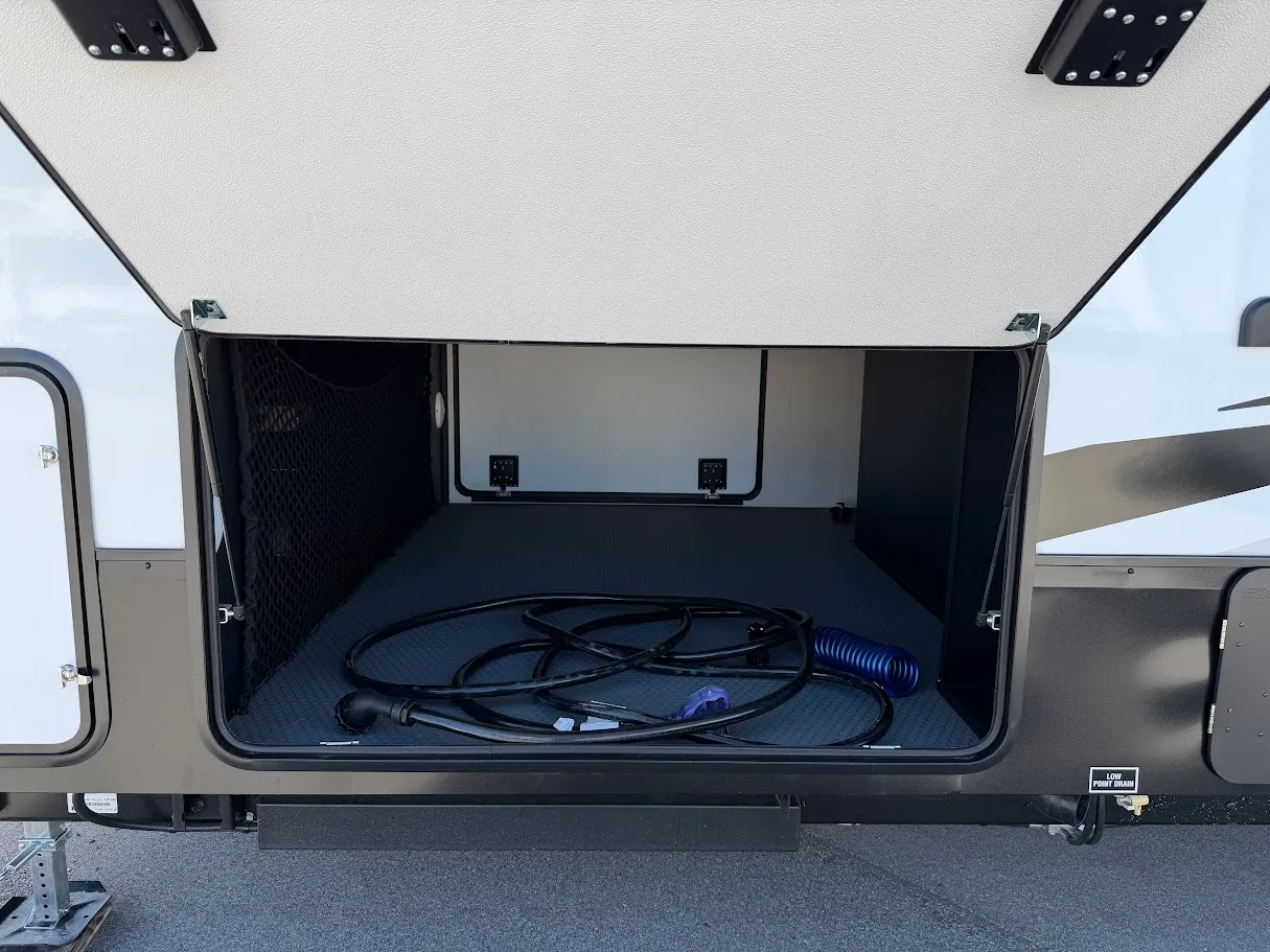 2026 Venture RV SportTrek 5 Touring Edition STTF363VFR - Photo 3