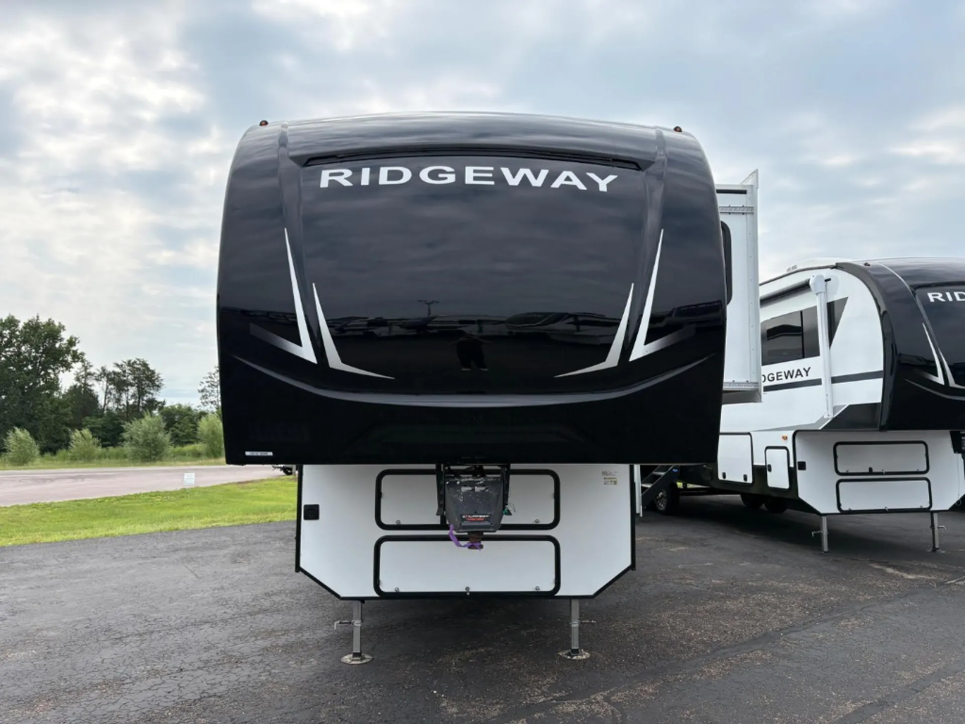 2026 K-Z Ridgeway 36MB - Photo 3