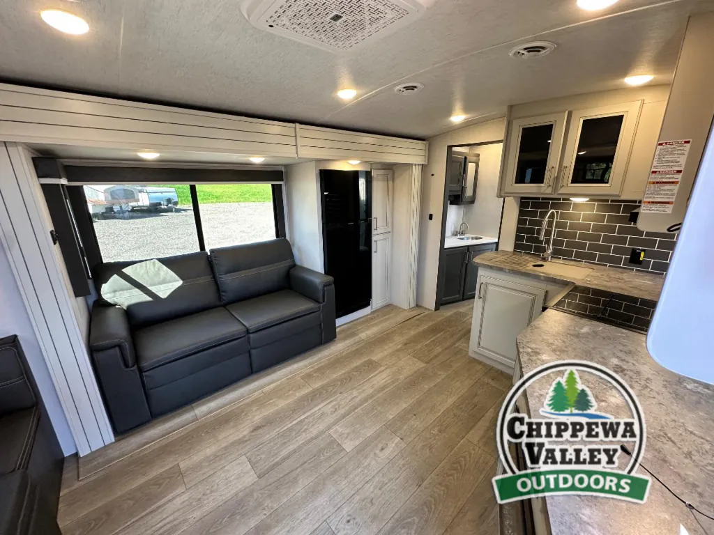 2024 Keystone RV Cougar Half-Ton 30BHS, Photos photo 17