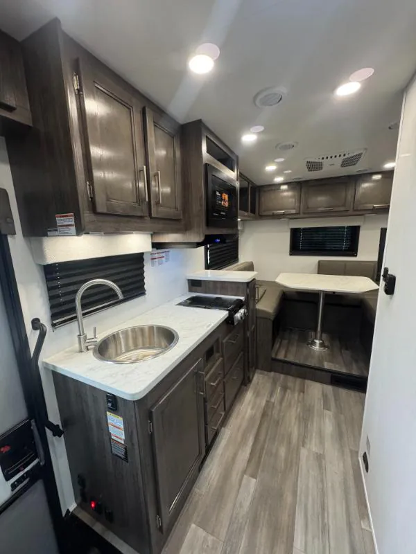 2026 Jayco Redhawk SE 20LF - Photo 4
