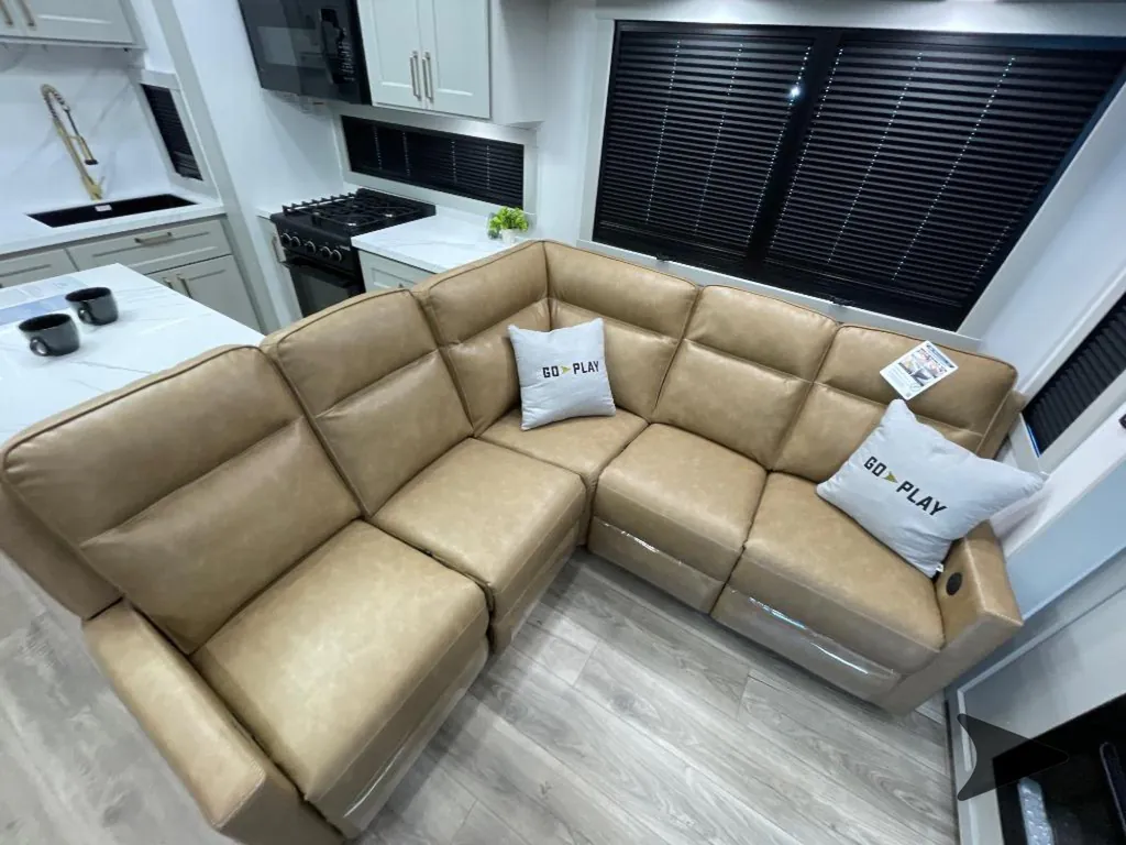 2027 Brinkley Model G 3970, Photos photo 19