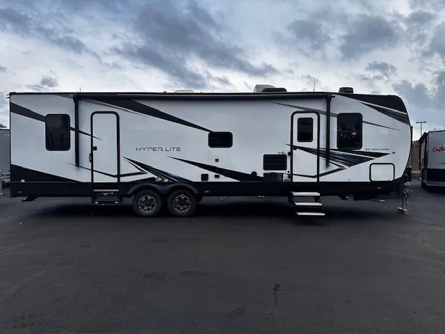 2022 XLR HYPERLITE 3212 - Photo 2